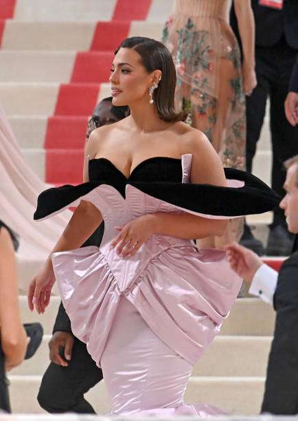 The 2023 Met Gala Beauty Moments You Cant Miss 10