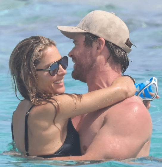 Chris Hemsworth and wife Elsa Pataky in Ibiza
